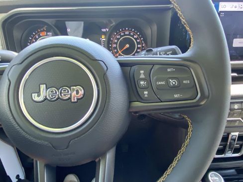 Used 2024 Jeep Wrangler Sport S AWD/4WD image 42