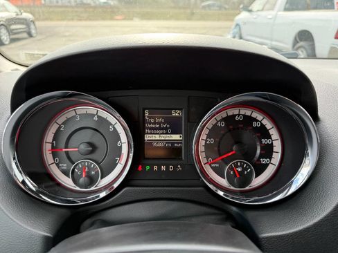 Used 2019 Dodge Grand Caravan GT image 21