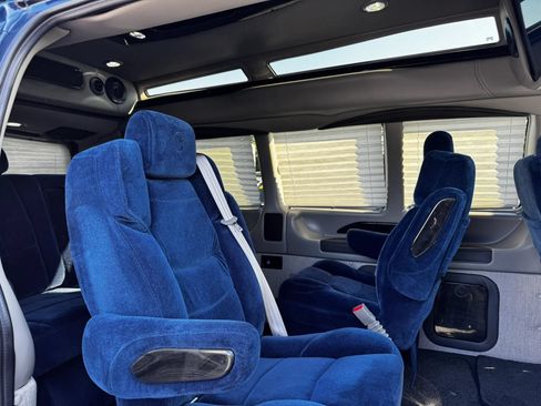 Used 2025 Chevrolet Express 2500 w/ Driver Convenience Package RWD image 18