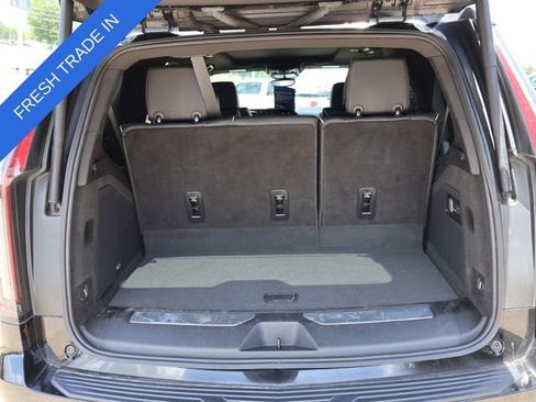 Used 2024 Cadillac Escalade Premium Luxury RWD image 17
