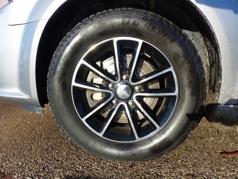 Used 2016 Dodge Grand Caravan SXT image 13