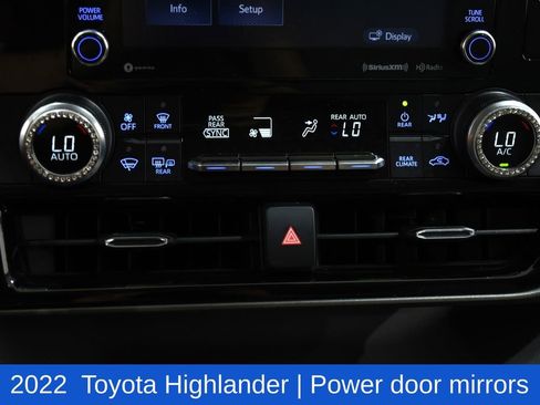 Used 2022 Toyota Highlander LE image 20