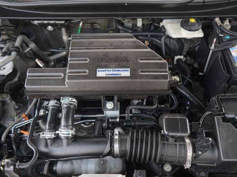 Used 2019 Honda CR-V Touring image 9