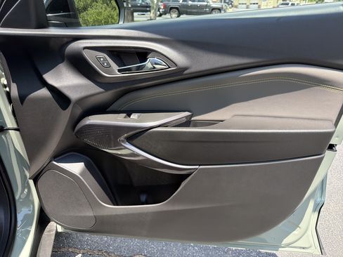 New 2026 Chevrolet Trax ACTIV w/ Driver Confidence Package FWD image 14