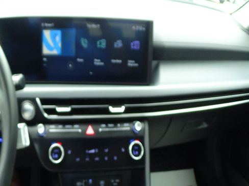 Used 2025 Hyundai Sonata SEL FWD image 23