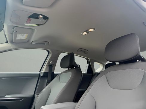 Used 2025 Kia K4 FWD image 19