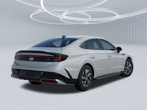 New 2026 Hyundai Sonata Blue image 4
