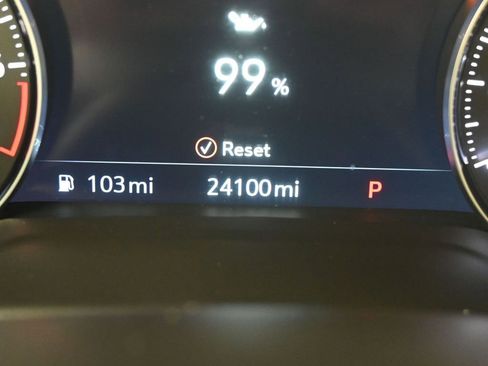 Used 2023 Buick Envision Avenir image 17