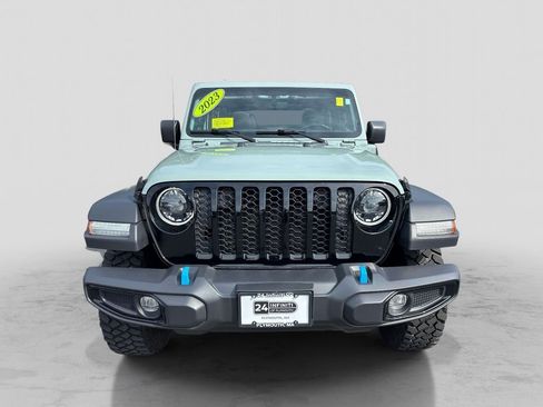 Used 2023 Jeep Wrangler Unlimited w/ Sun & Screen Package AWD/4WD image 8