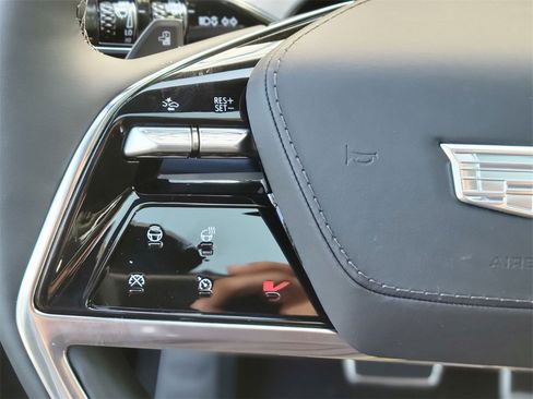 New 2026 Cadillac Vistiq Premium Luxury w/ LPO, Floor Liner Package image 27