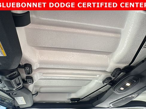 Used 2025 Jeep Wrangler Sport image 11