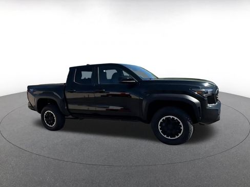 Used 2024 Toyota Tacoma TRD Off-Road AWD/4WD image 2
