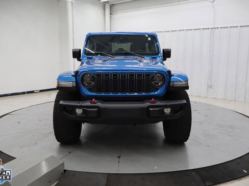Used 2024 Jeep Wrangler Unlimited Rubicon AWD/4WD image 9