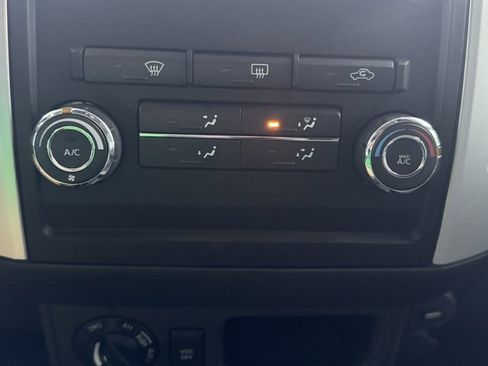 Used 2010 Nissan Xterra S image 37