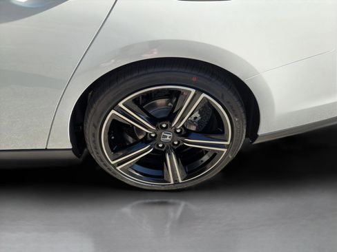 New 2025 Honda Accord Sport image 31