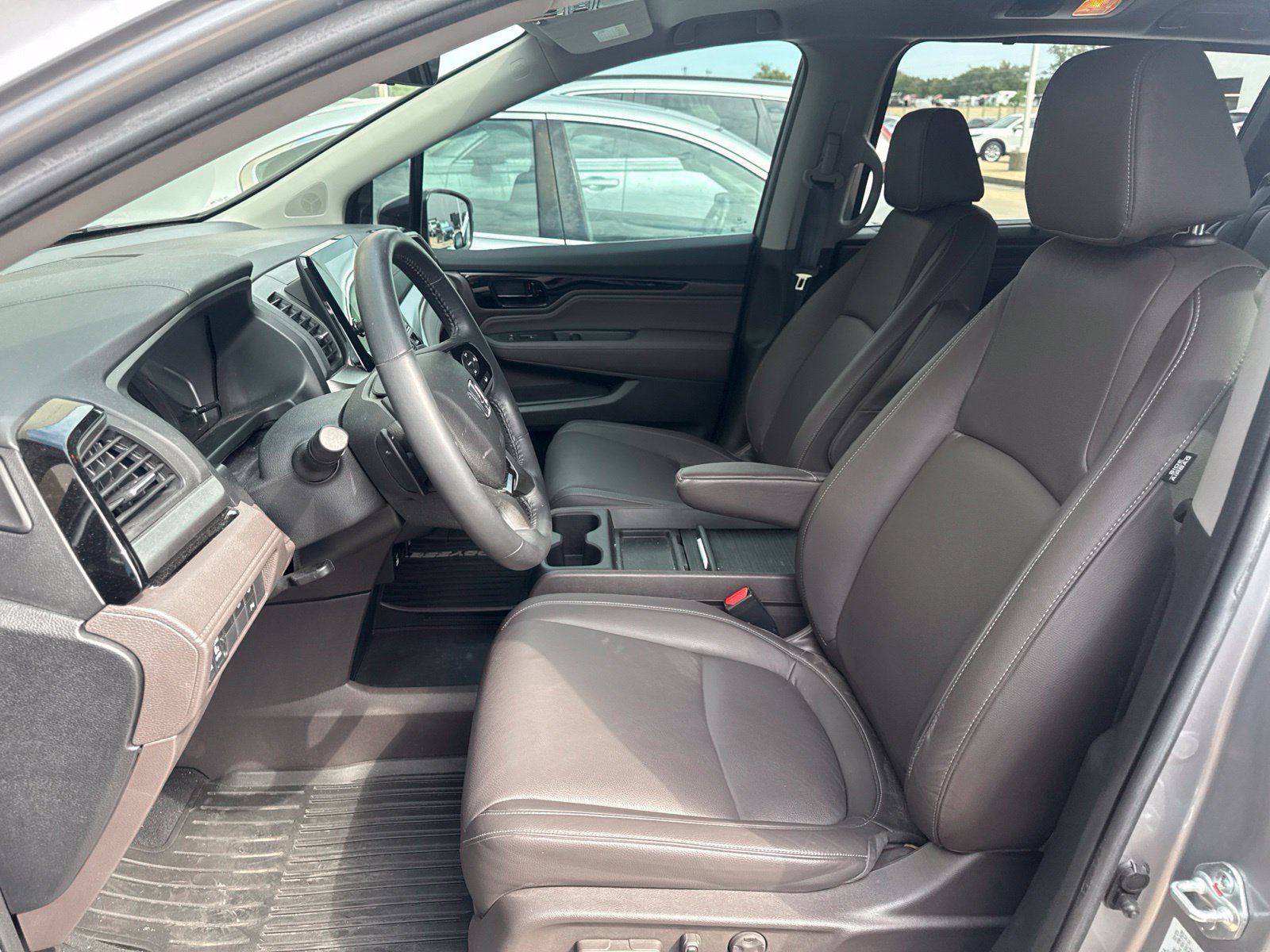 Used 2023 Honda Odyssey Touring image 16
