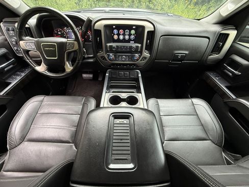 Used 2016 GMC Sierra 2500 Denali AWD/4WD image 27