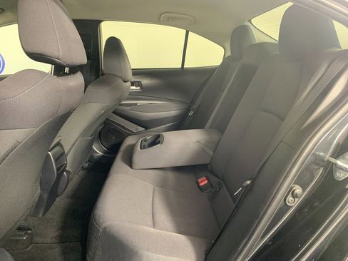 Used 2021 Toyota Corolla LE image 28