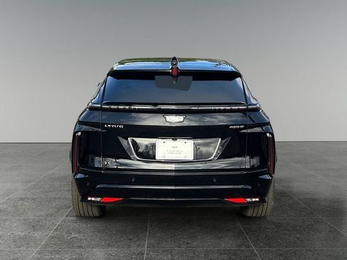 Used 2026 Cadillac Lyriq Sport RWD image 6