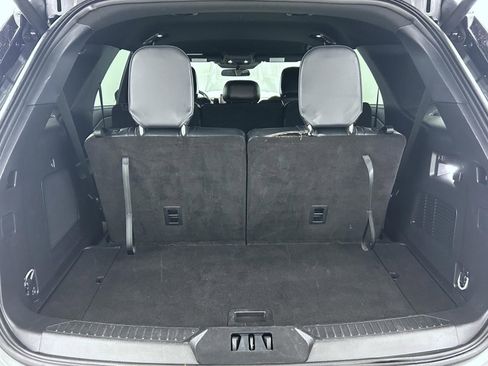 Used 2025 Ford Explorer ST-Line w/ ST-Line Street Pack image 23