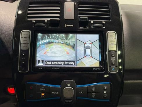 Used 2016 Nissan Leaf SL w/ Premium Package image 20