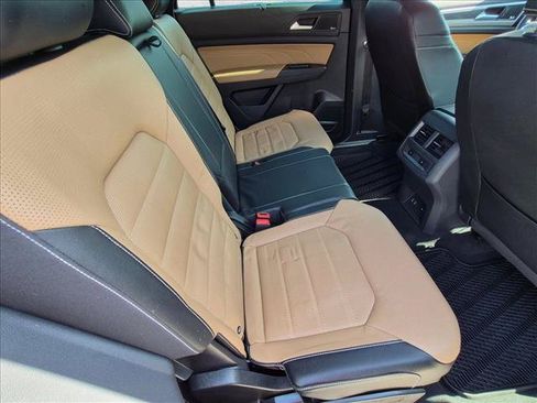 Used 2023 Volkswagen Atlas Cross Sport SEL Premium R-Line AWD/4WD image 21