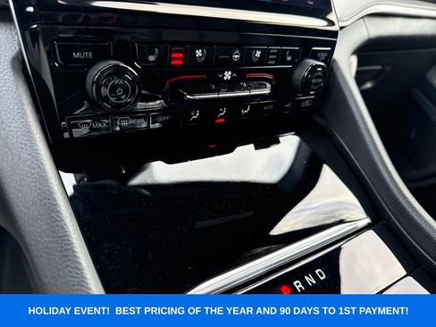 New 2025 Jeep Grand Cherokee Limited w/ Luxury Tech Group II image 8