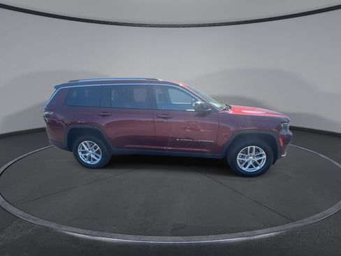 Used 2021 Jeep Grand Cherokee L Laredo w/ Luxury Tech Group I image 9