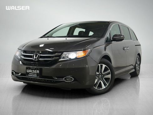 Used 2016 Honda Odyssey Touring image 1