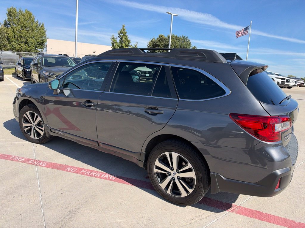 Used 2019 Subaru Outback 3.6R Limited AWD/4WD image 4