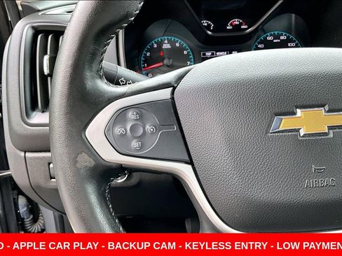 Used 2022 Chevrolet Colorado LT AWD/4WD image 12