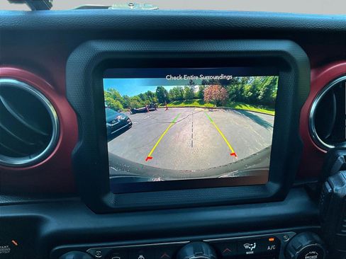 Used 2021 Jeep Wrangler Unlimited Rubicon AWD/4WD image 14