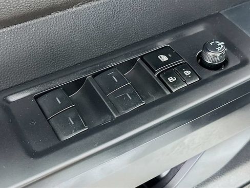 Used 2023 Toyota Tundra SR AWD/4WD image 18