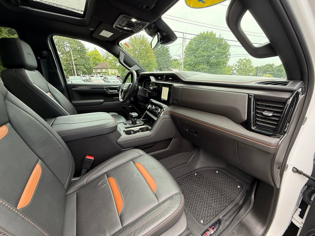 Used 2024 GMC Sierra 1500 AT4 w/ AT4 Preferred Package AWD/4WD image 46