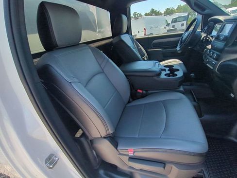 New 2024 RAM 3500 Tradesman image 28