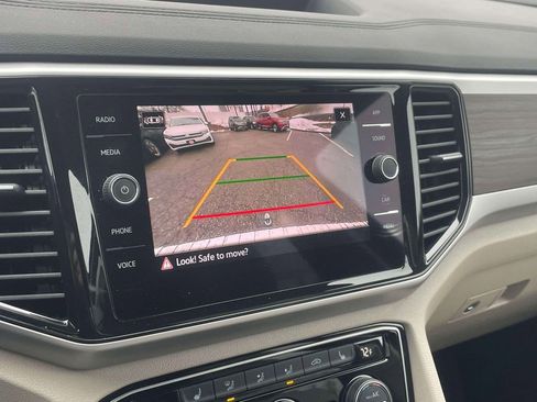 Used 2022 Volkswagen Atlas SE image 28