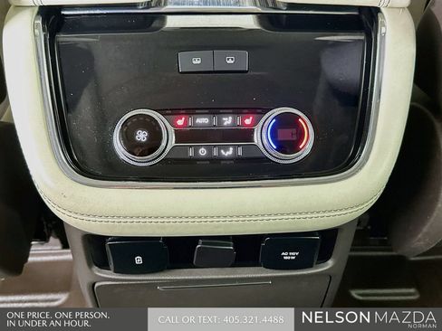 Used 2019 Lincoln Navigator L Black Label AWD/4WD image 28