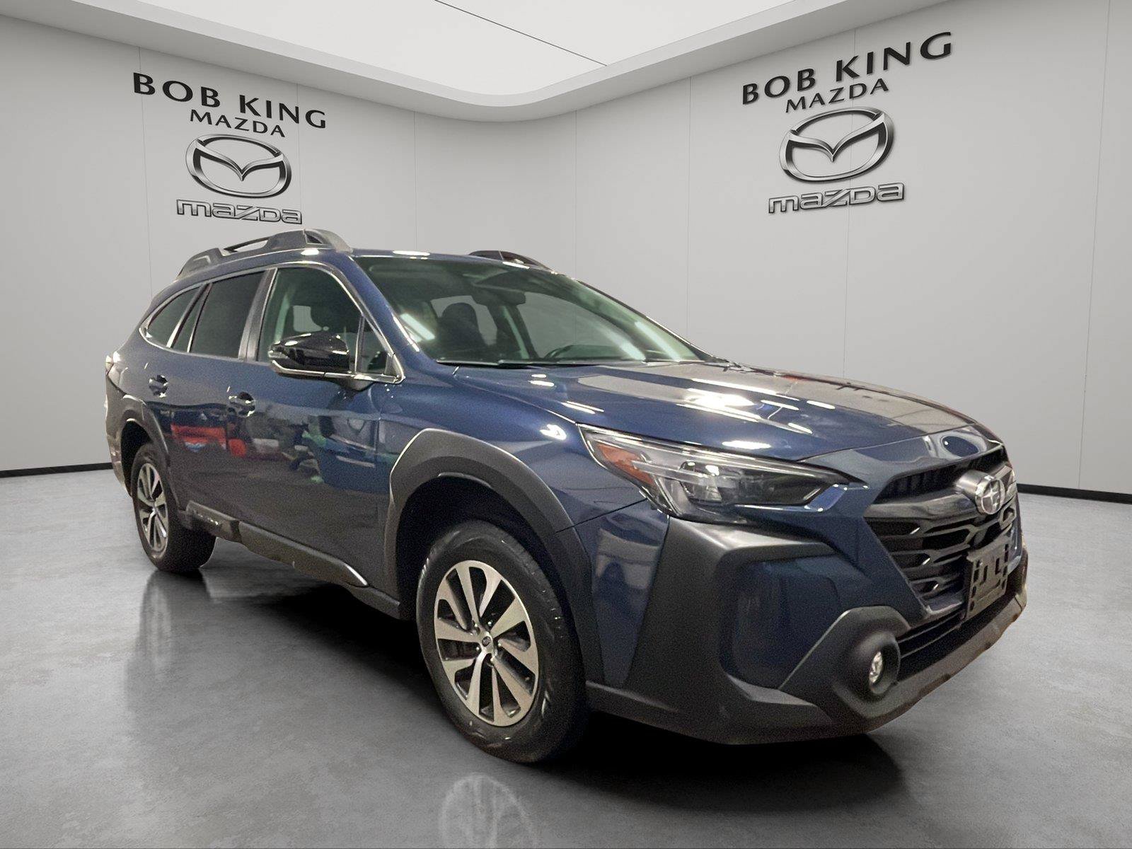 Used 2025 Subaru Outback Premium AWD/4WD image 7