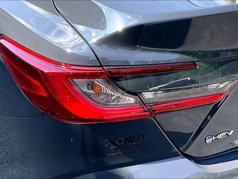 Used 2025 Toyota Camry LE FWD image 28