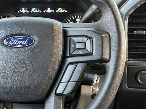 Used 2019 Ford F150 XLT image 32