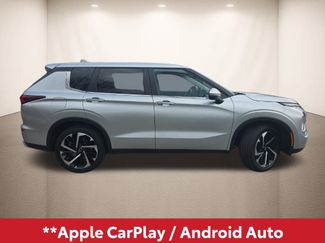 Used 2024 Mitsubishi Outlander SE video 3