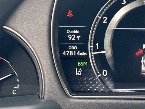 Used 2018 Lexus LS 500 w/ Accessory Package (Z2) RWD image 32