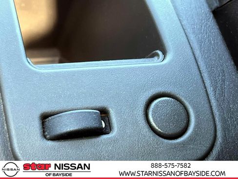 Used 2004 Saturn ION Level 2 w/ Power Pkg image 18