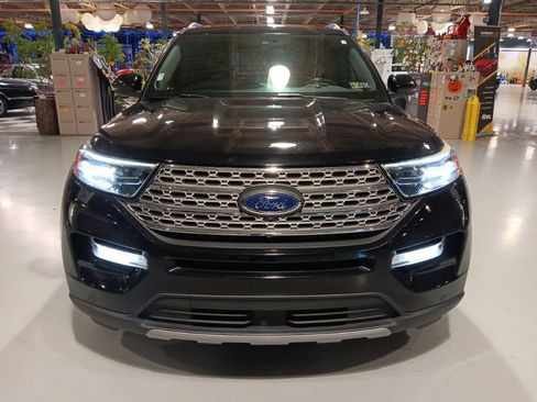 Used 2020 Ford Explorer Limited AWD/4WD image 3