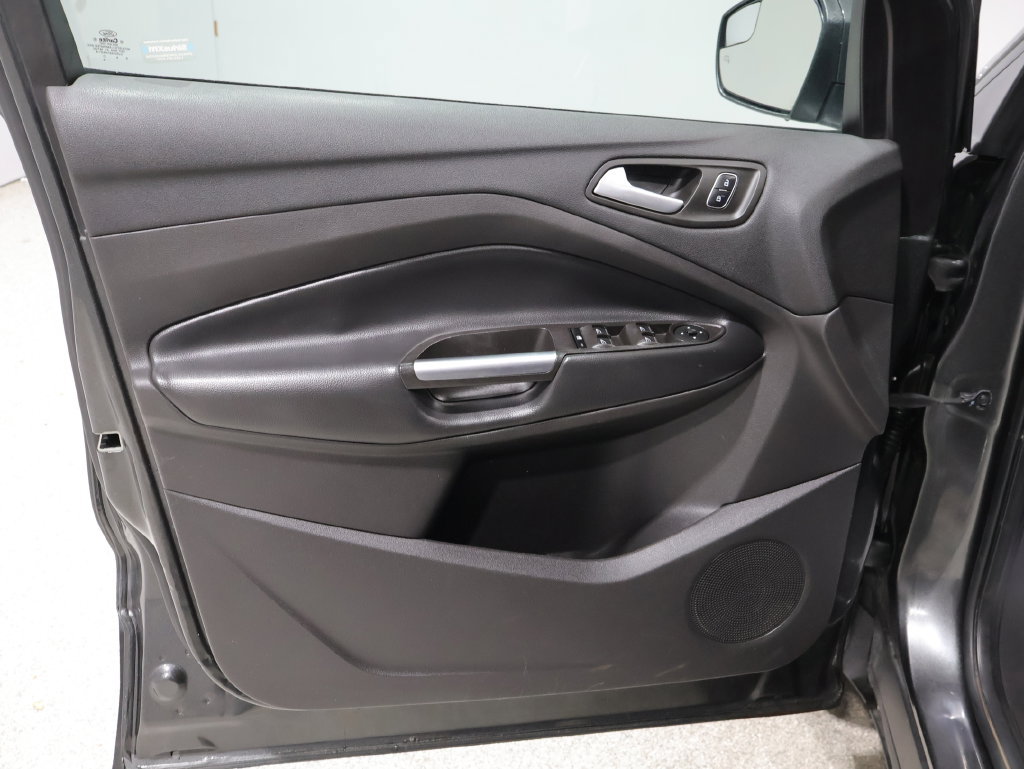 Used 2019 Ford Escape SEL AWD/4WD image 22