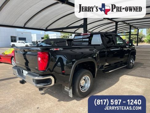 Used 2024 Chevrolet Silverado 3500 LT w/ Convenience Package AWD/4WD image 4
