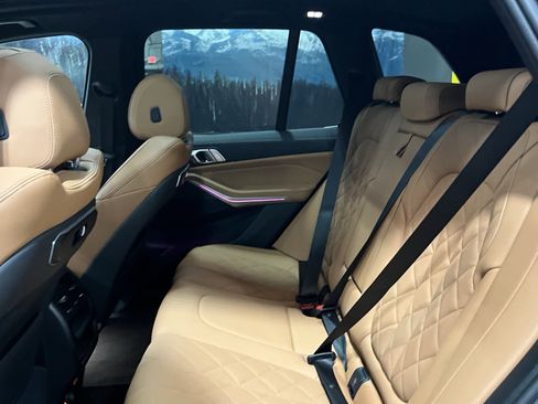 Used 2024 BMW X5 xDrive40i w/ Parking Assistance Package image 14