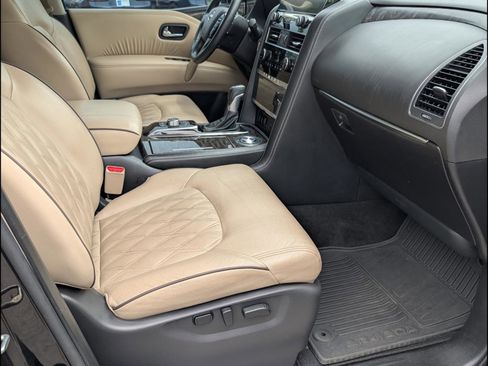 Used 2022 Nissan Armada Platinum w/ Captain's Chairs Package RWD image 20