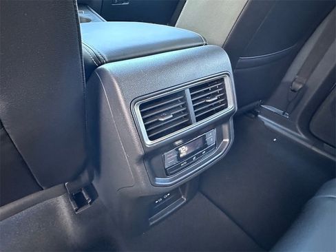 New 2026 Volkswagen Atlas SE image 24