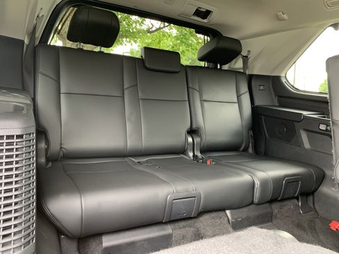 Used 2024 Toyota Sequoia Limited AWD/4WD image 33